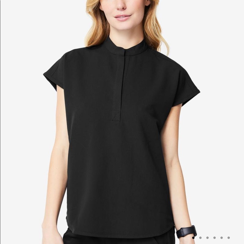 FIGS Rafaela Mandarin Collar Scrub Top